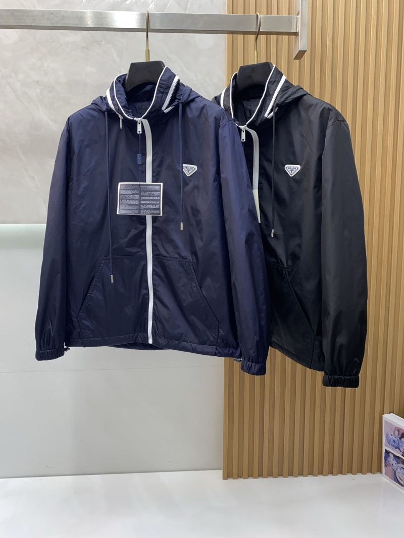 Pra*a outwear